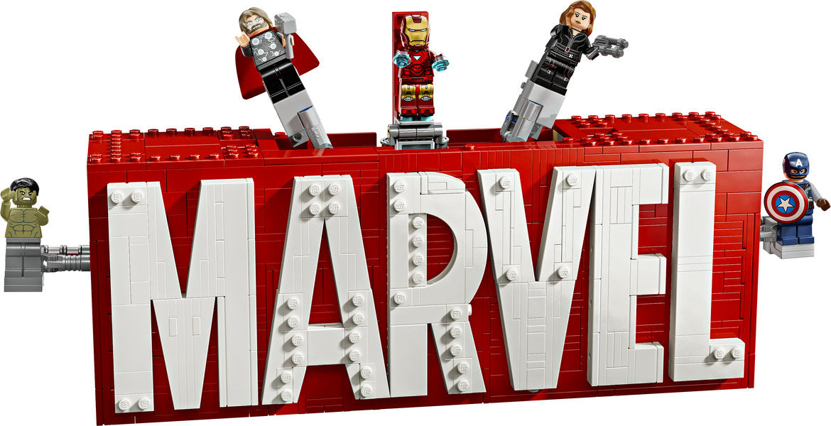 LEGO Super Heroes Marvel logotyp och minifigurer 76313