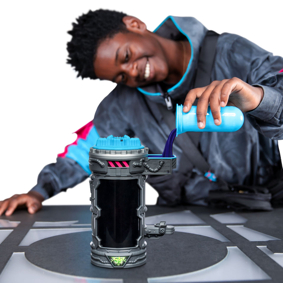 Mr. Beast LAB Mutator Action Figure - Metallic Panther
