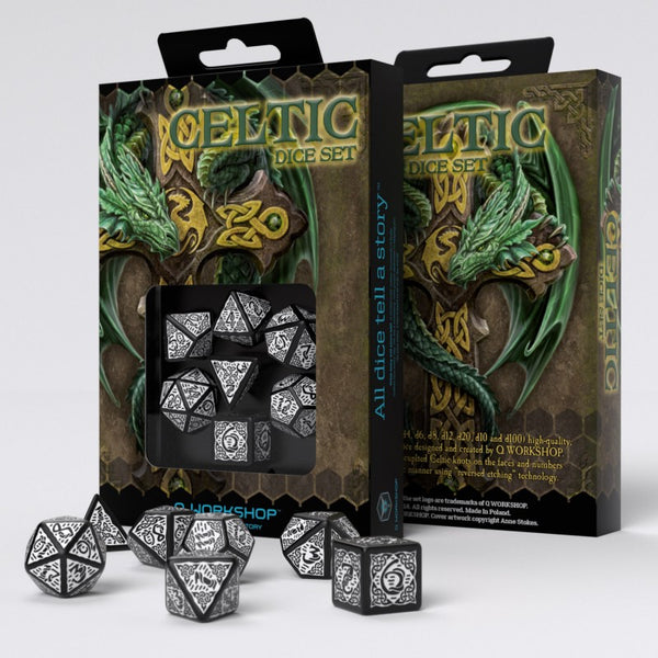 Q Workshop - Celtic 3D Revised Black & white Dice Set - Tärningar